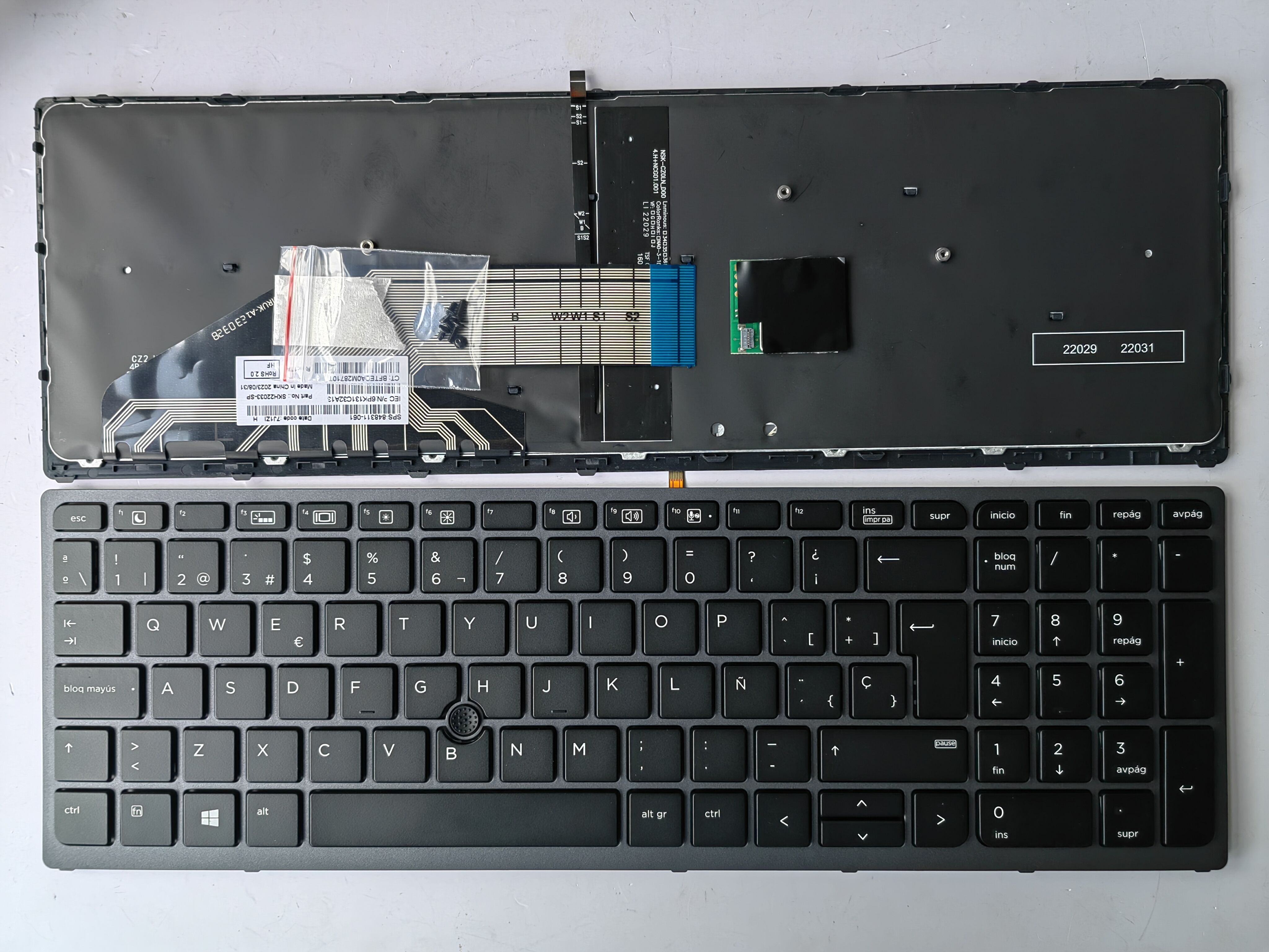 Picture of New Replacement Laptop Keyboard For HP ZBOOK15G3 GRAY FRAME BLACK With Point Backlit (OEM) SP Layout